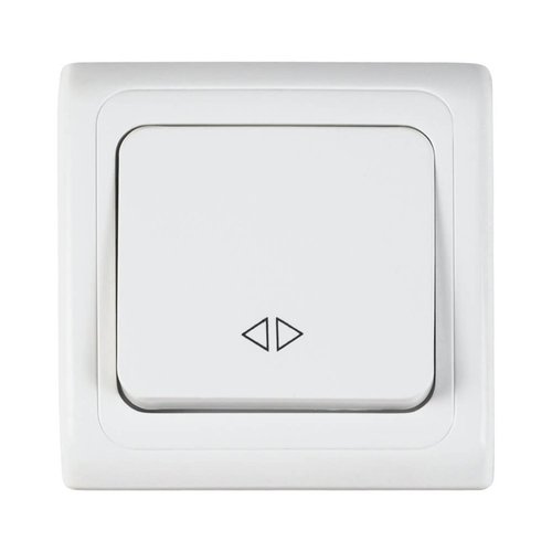 מפסק צלב תחת הטיח ספיר לבן